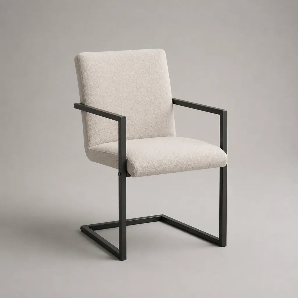 Sedia da pranzo con braccioli in tessuto riccio scuro e metallo nero, slitta, 58 × 61 × 84 cm