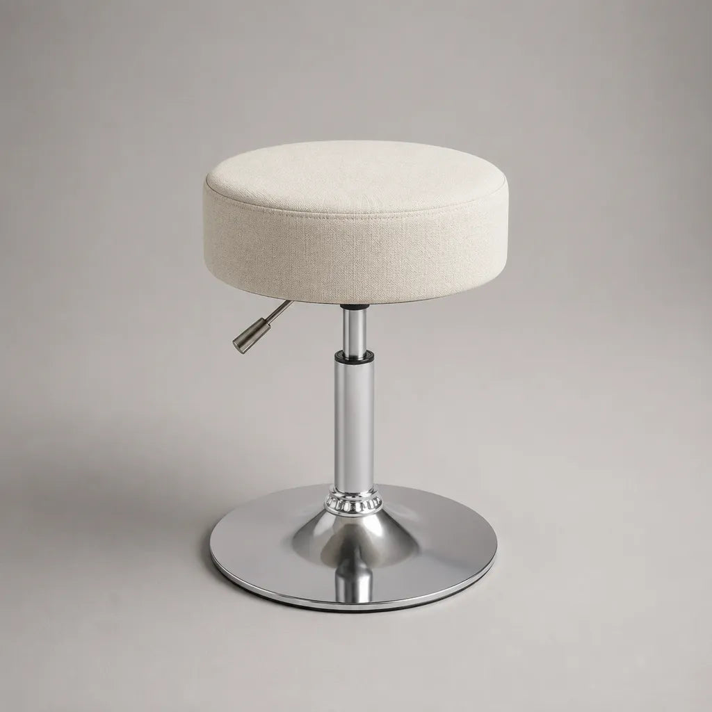 Sgabello girevole regolabile in altezza in crema poliestere e acciaio cromato, seduta rotonda Ø 40 cm, altezza 44 a 58 cm, base Ø 38 cm